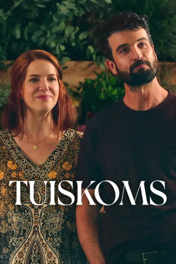 Poster phim Tuiskoms: Trở về trên KhoPhim